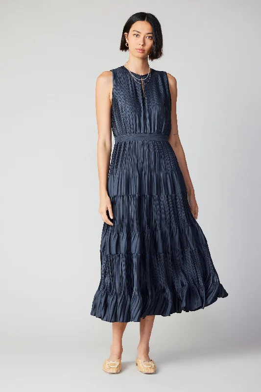 Pleated Sleeveless Maxi Dress