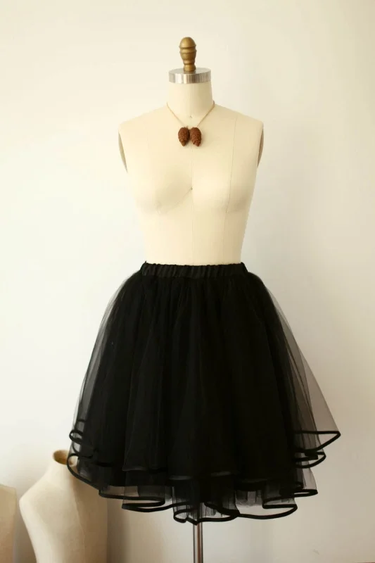 Black Tulle Satin Edge Skirt / Short Woman Skirt